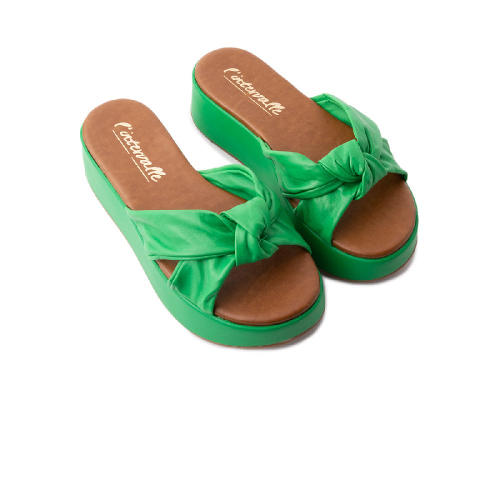 L'intervalle Nicaragua Vert Cuir Vert