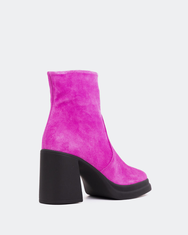 L'intervalle Parma Fuchsia Suède Rose