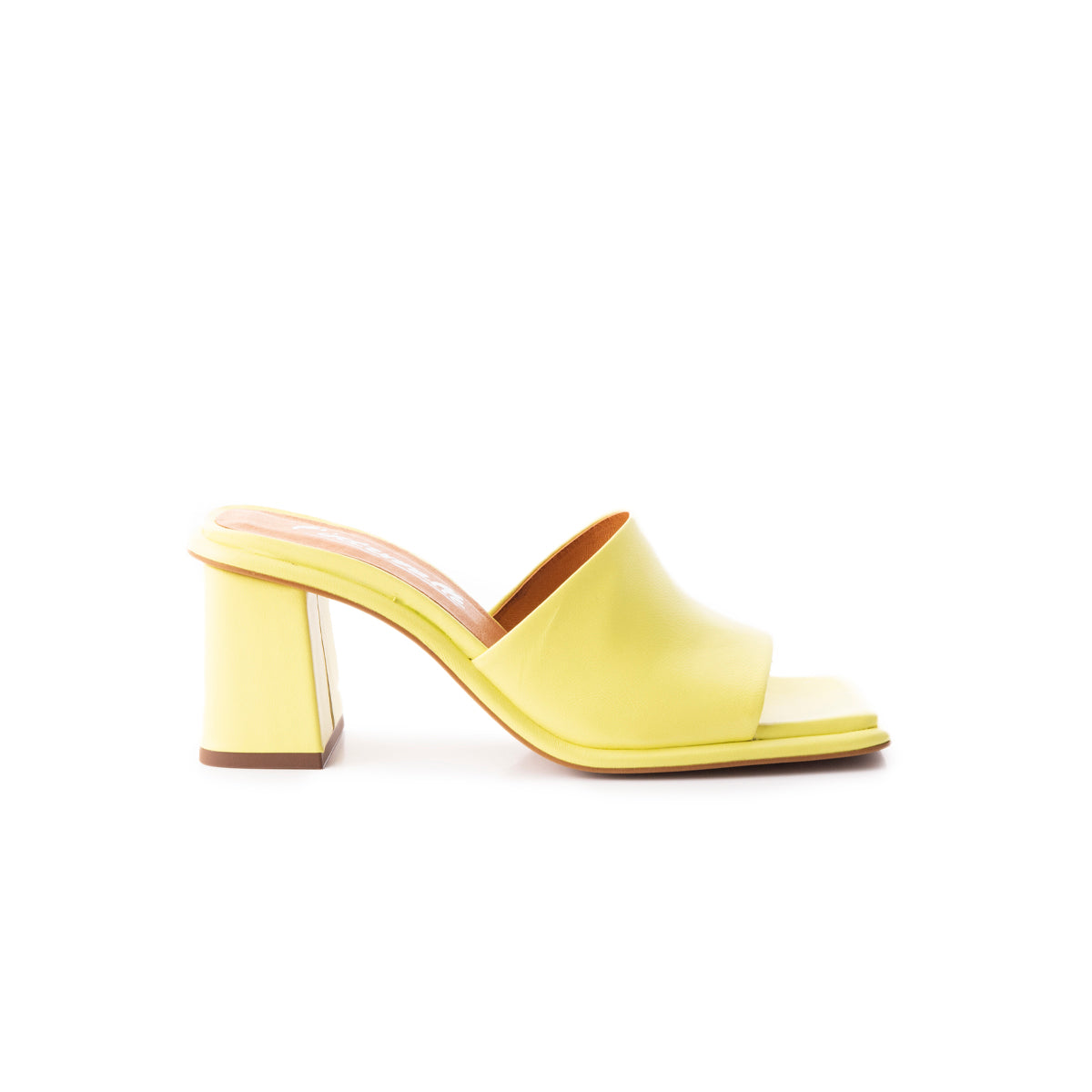 l'intervalle Parmenia Jaune Cuir Jaune