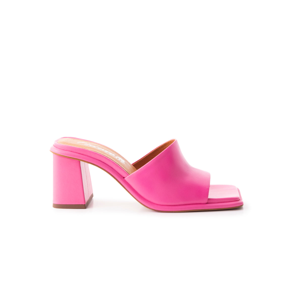 l'intervalle Parmenia Rose Cuir Rose