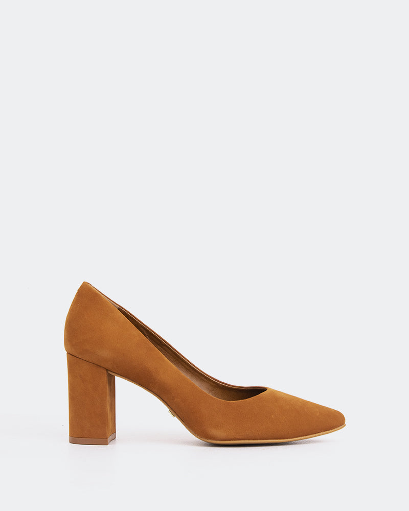 l'intervalle Peony Nubuck marron Brun