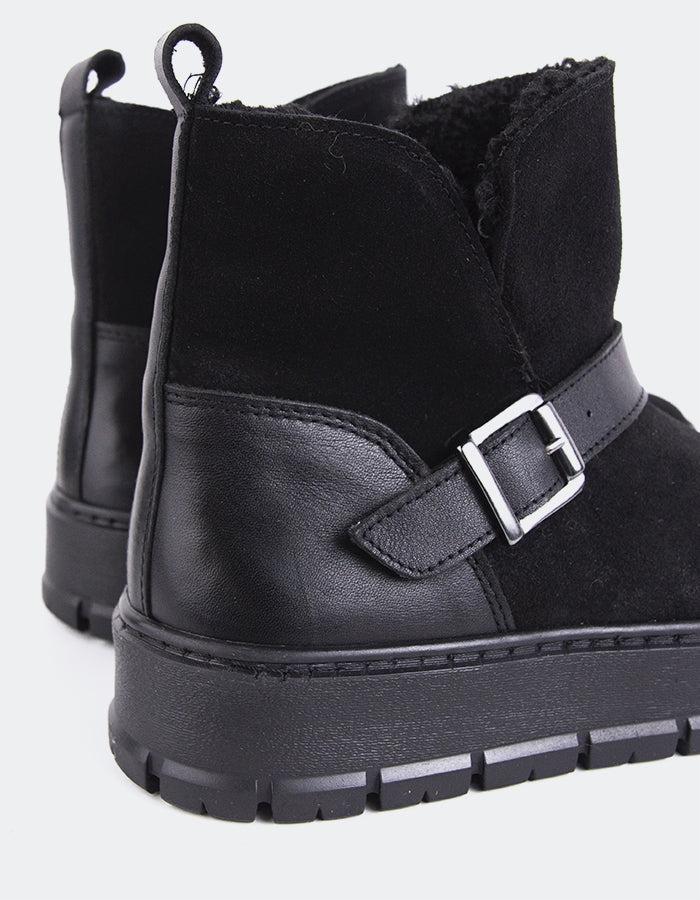 L'intervalle Plorin Noir Suède Noir