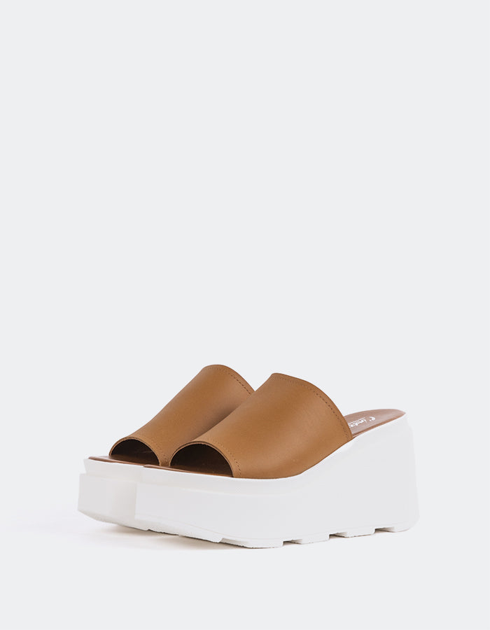 L'intervalle Positif Ocre Cuir Ocre