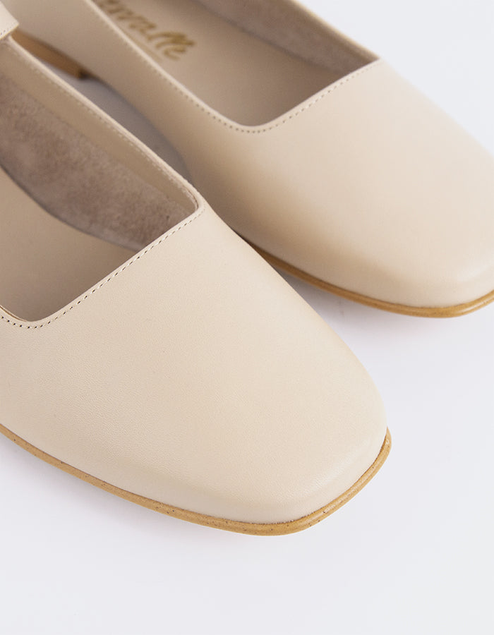 L'intervalle Reubena Nu Leather Nu