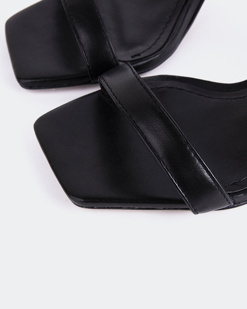 L'intervalle Ricarda Noir Cuir Noir