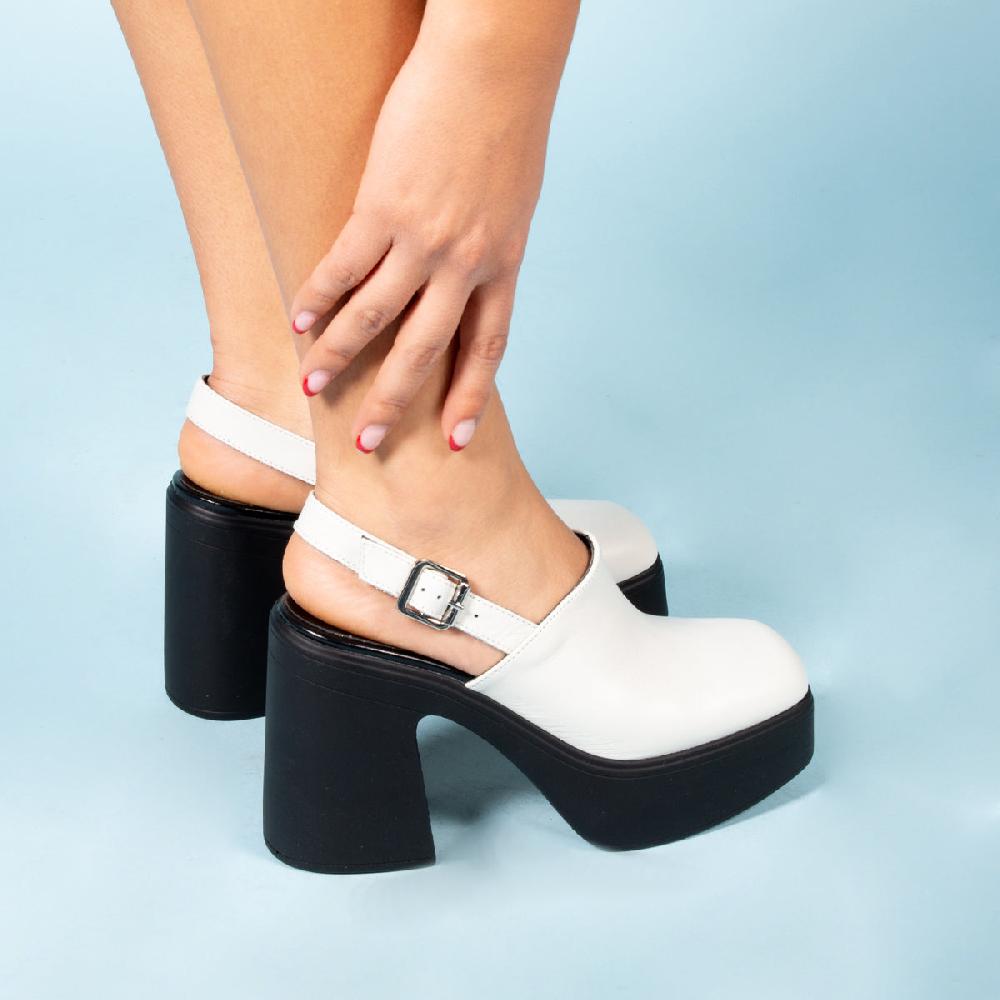 L'intervalle Sabazia Noir Cuir Noir