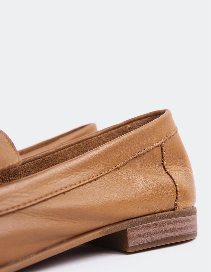 L'intervalle Sardana Ocre Cuir Ocre