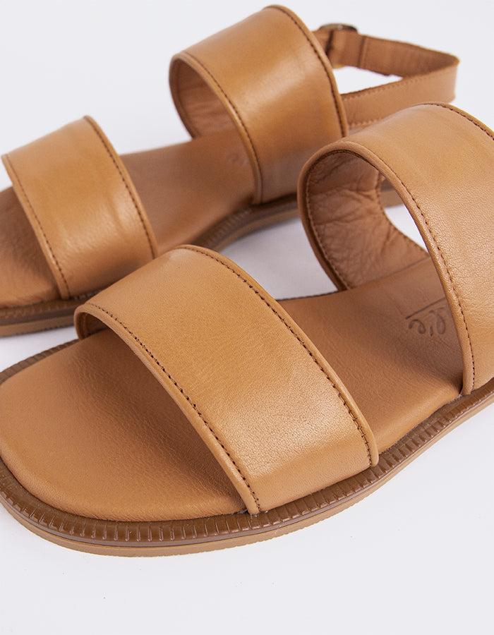 L'intervalle Sauvestre Ocre Cuir Ocre