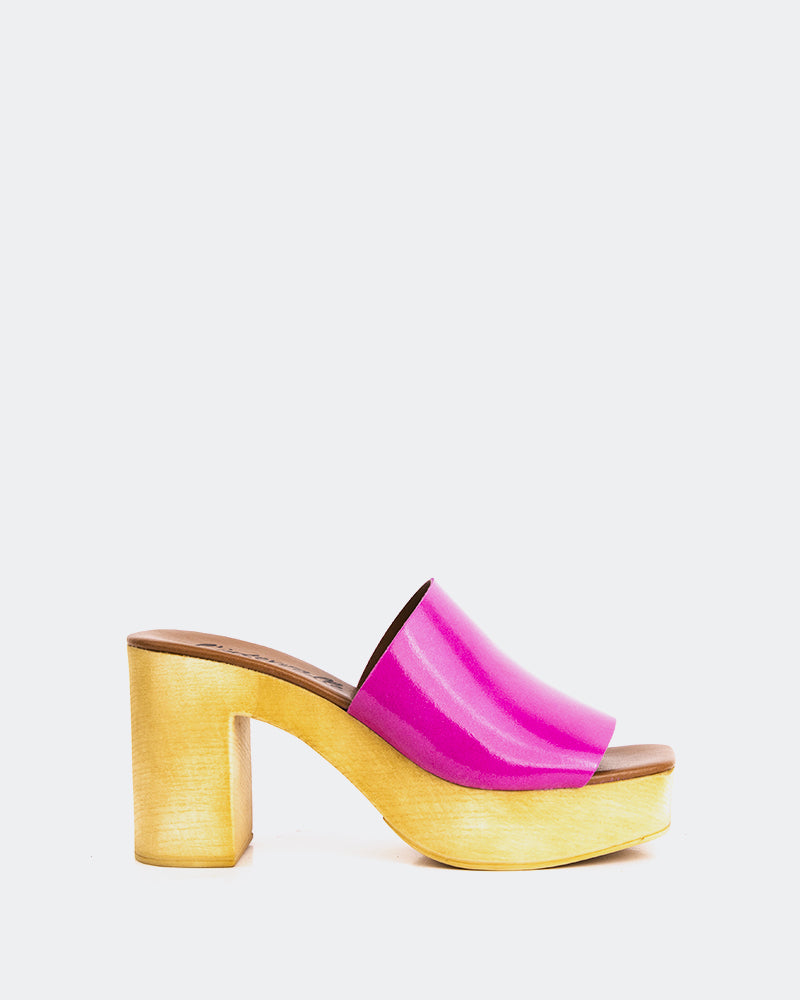 l'intervalle Snicker cuir fuchsia Rose