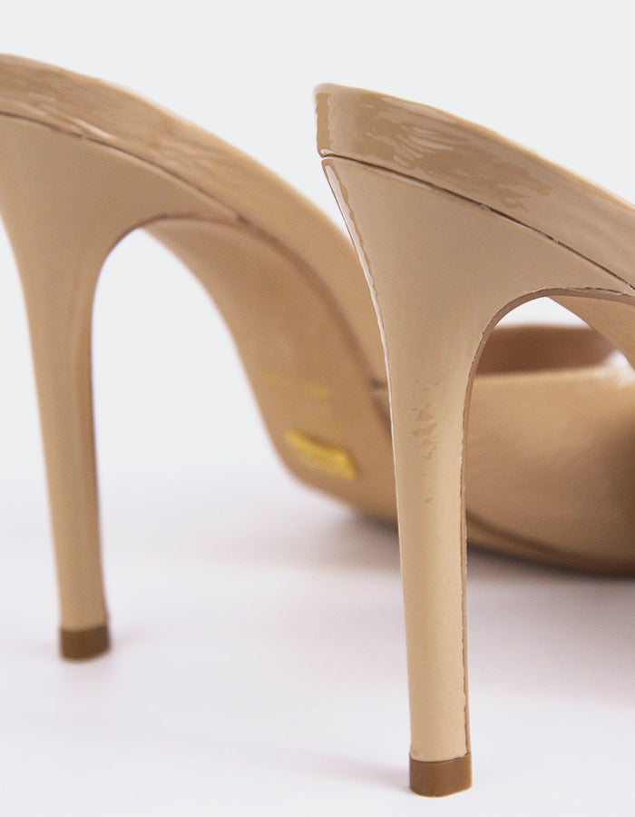 L'intervalle Thelma Nu Naplack Nu