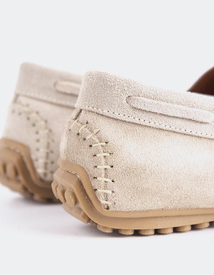 L'intervalle Titania Amande Suède Amande