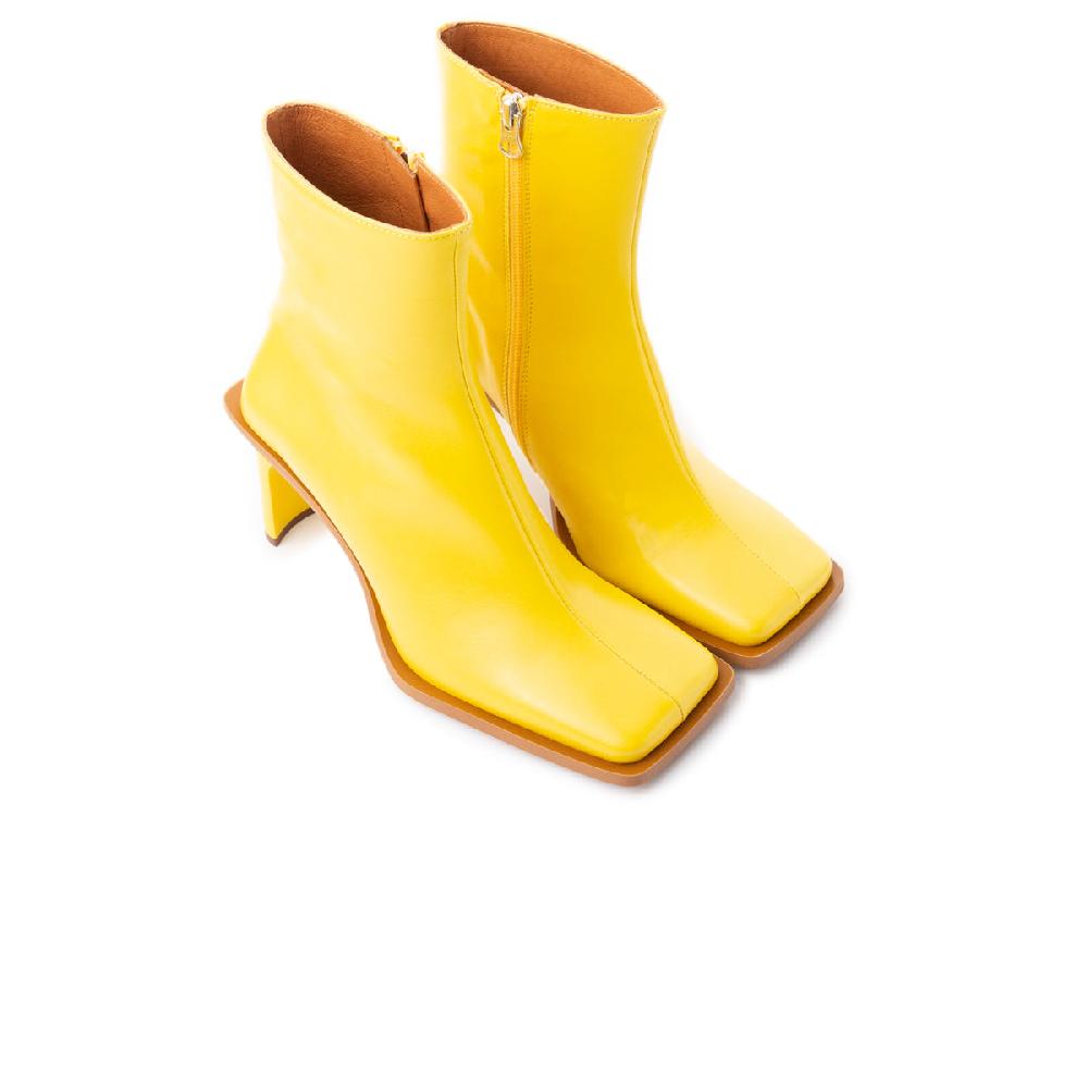 L'intervalle Uzwil Jaune Cuir Jaune