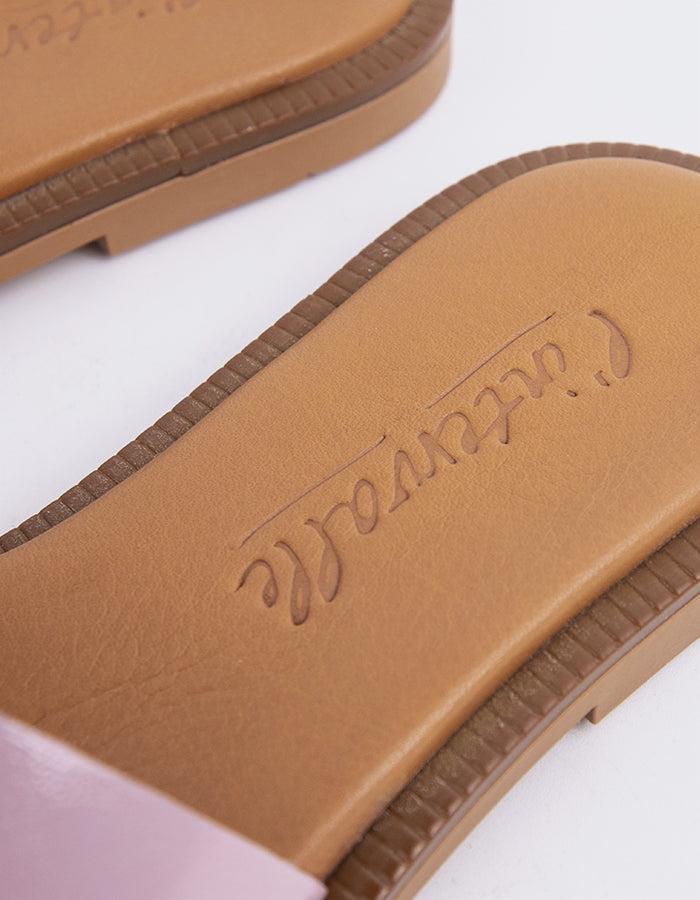 L'intervalle Valmy Lilas Verni Mauve