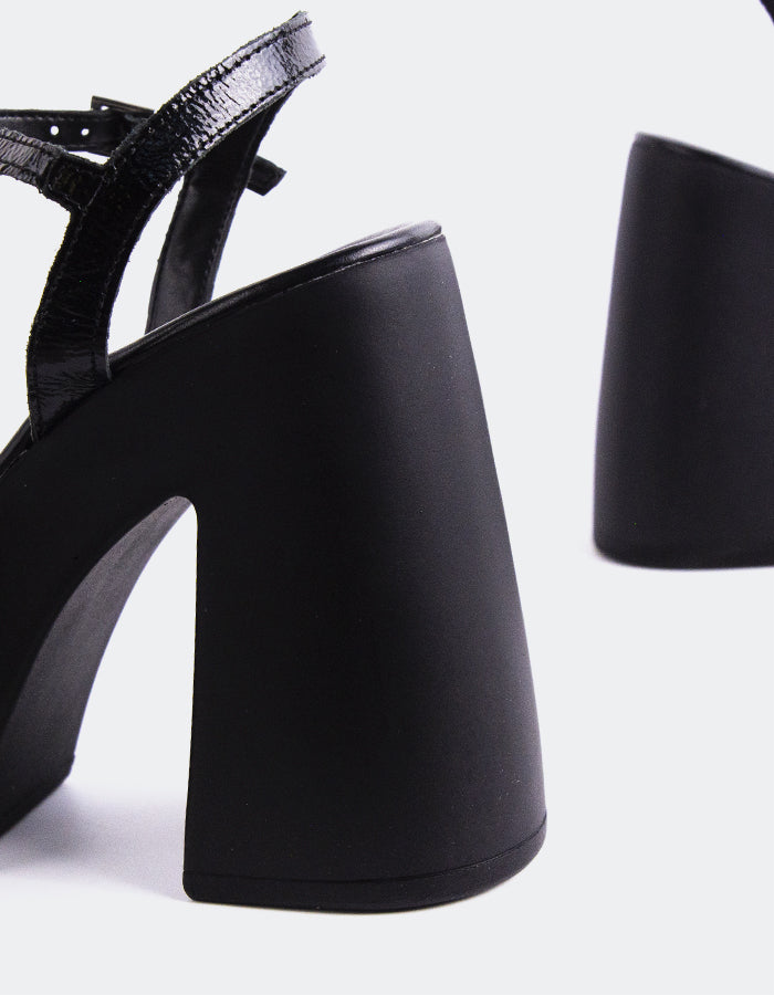 L'intervalle Veria Noir Naplack Noir