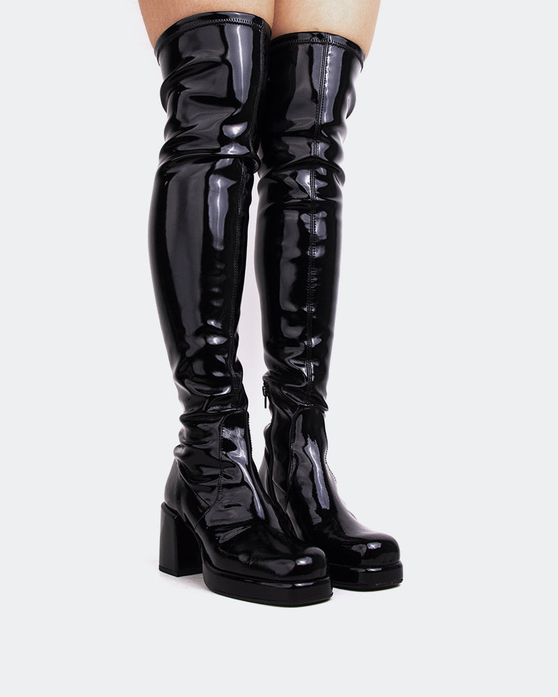 L'intervalle Vrai Noir Verni Noir