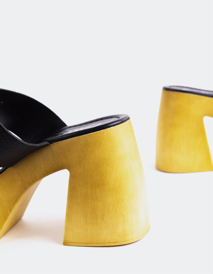 L'intervalle Vyronas Noir Cuir Noir