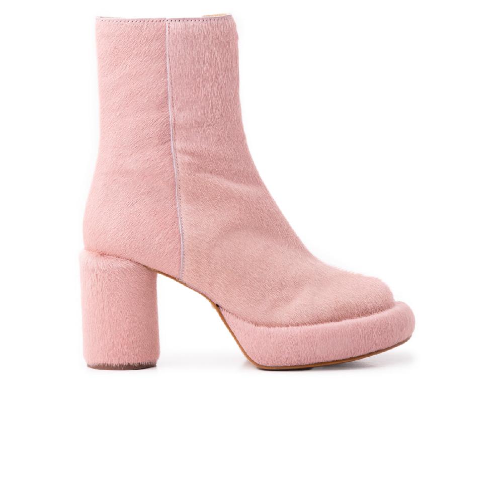 l'intervalle Weston Rose Pony Rose