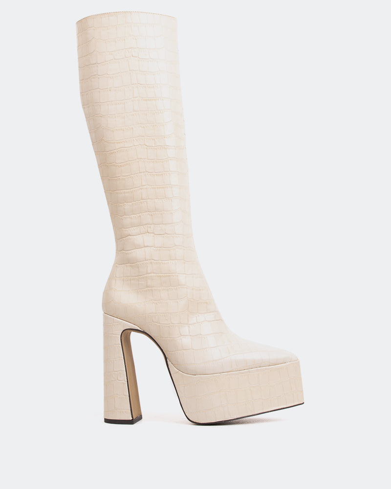 l'intervalle Yaroslav Rose Croco Rose