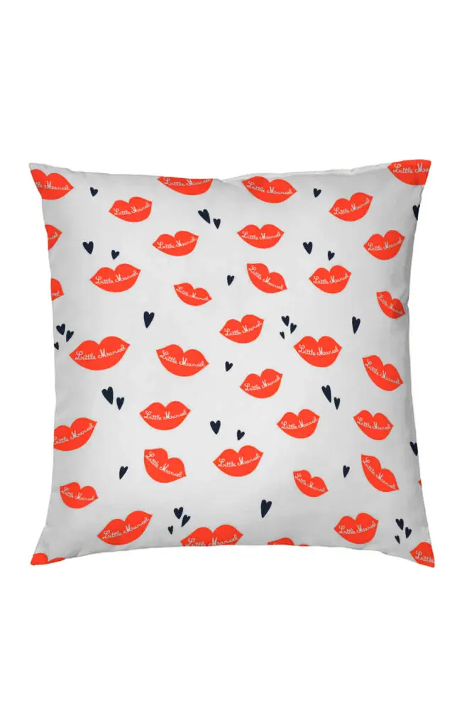 little marcel TAIE D’OREILLER COTON KISS LITTLE MARCEL MULTI 50X50