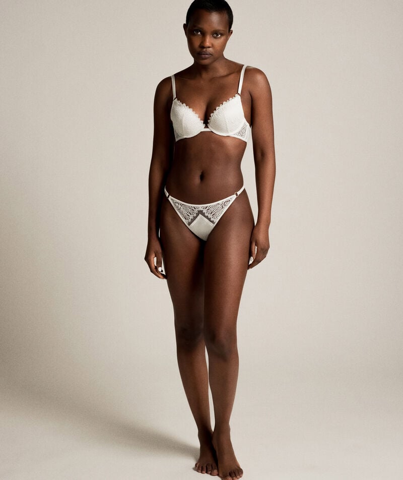 Livy SOUTIEN-GORGE AMPLIFORME ABBESSES