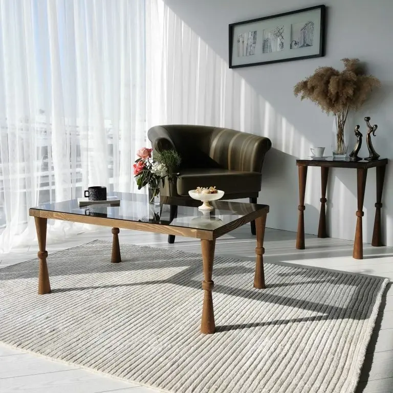 Loftscape Ars Natura Table Basse Donatella – Verre / Noyer Massif – Noir Fumé / Noyer Clair