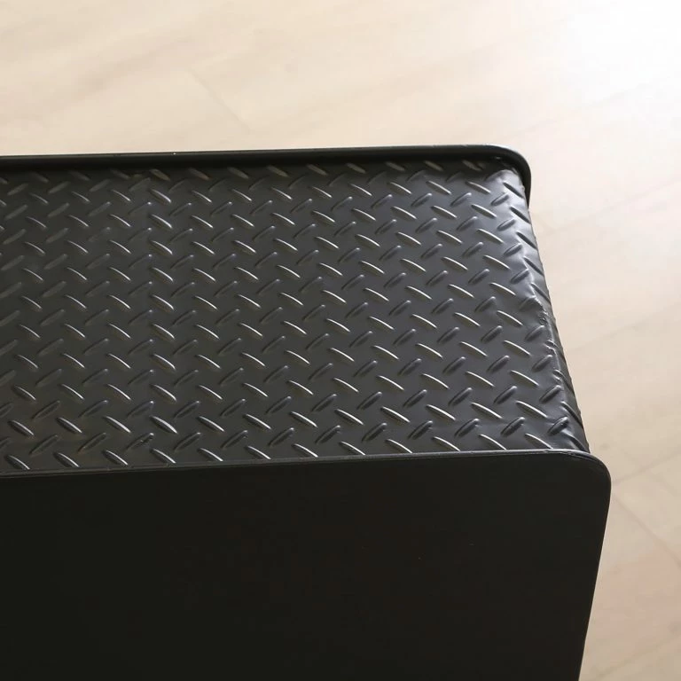 Loftscape Boltze Buffet Style – Métal – Noir