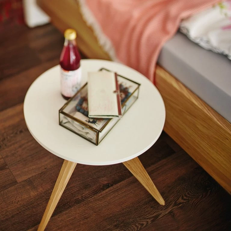 Loftscape Now By Hülsta Table D’appoint Hülsta Now IV – Partiellement En Chêne Massif – Blanc Laqué