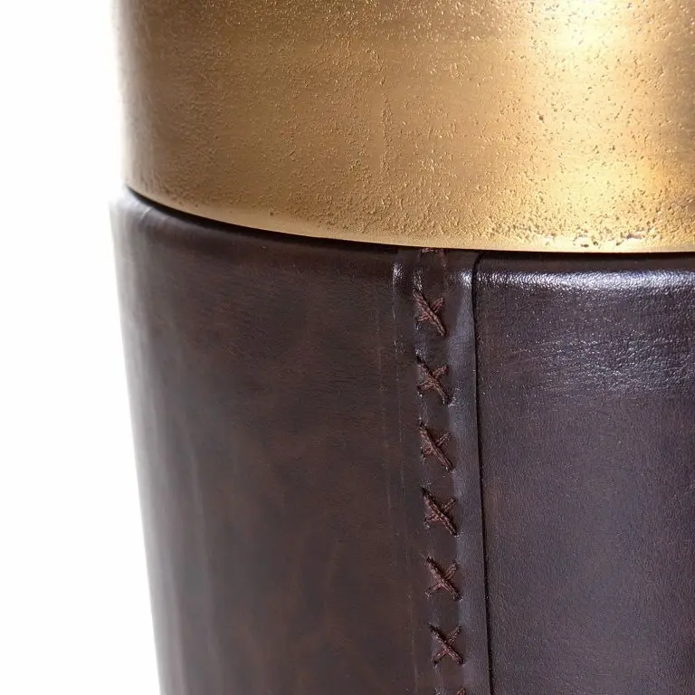 Loftscape Red Living Bout De Canapé Cumby III – Aluminium / Imitation Cuir – Laiton Vieilli / Marron