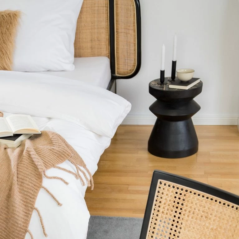 Loftscape Red Living Bout De Canapé Edgewood II – Manguier Massif – Manguier Noir / Manguier