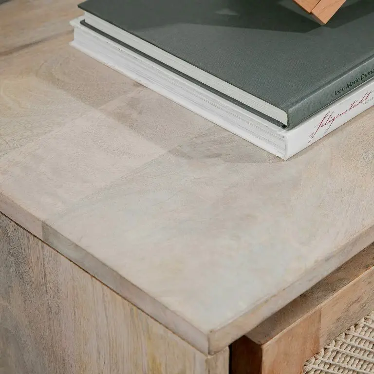 Loftscape Ridgevalley Buffet Lumby – Manguier Massif – Manguier Clair / Gris