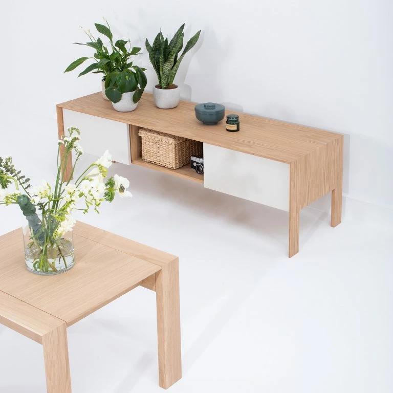 Loftscape Studio Copenhagen Meuble TV Maayka I – Partiellement En Chêne Massif – Blanc / Chêne Clair