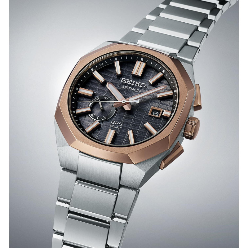 Lorus SSJ014J1 Montre ASTRON Quartz GPS Solaire