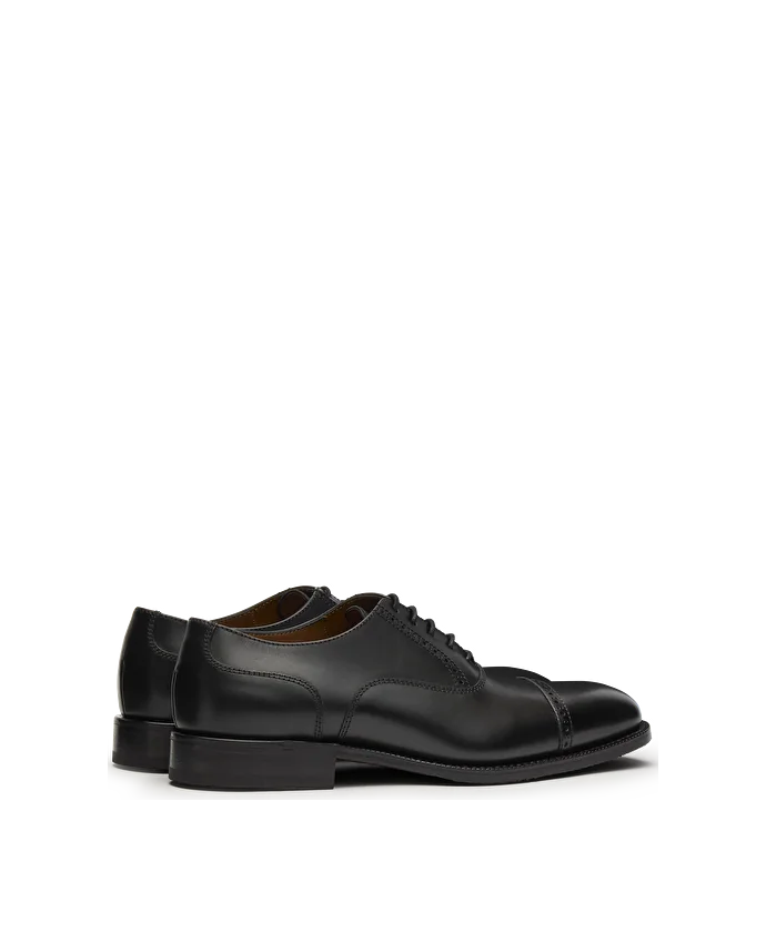 Lottusse Chaussures Oxford à Bout Droit Preston En Cuir De Veau Noir