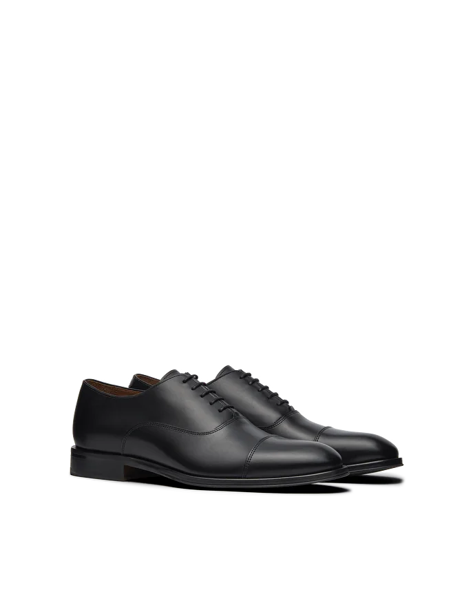 Lottusse Chaussures Oxford D à Bout Droit Lenox En Cuir De Veau Brossé Noir