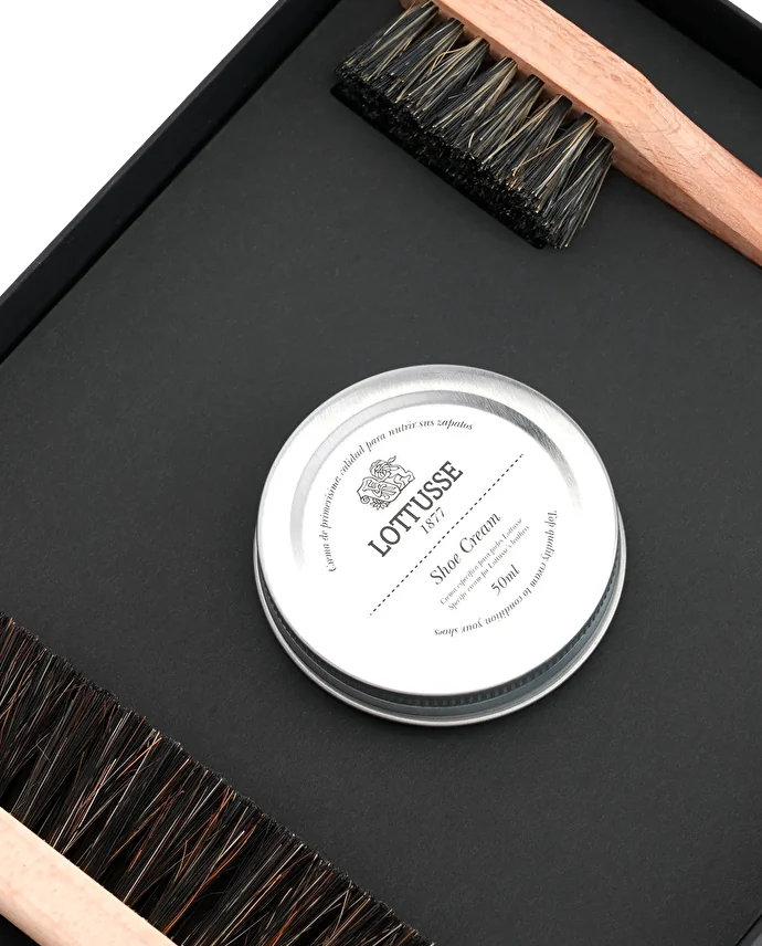 Lottusse Ensemble De Soins Pour Chaussures Avec Crème Marron Pour Cuir