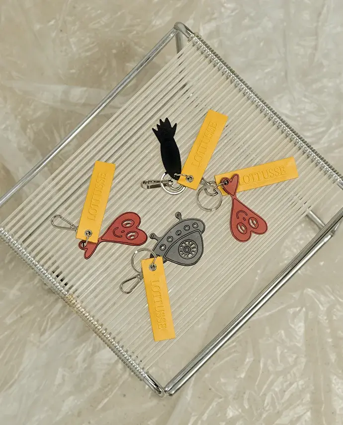 Lottusse Pinya Heart Charm