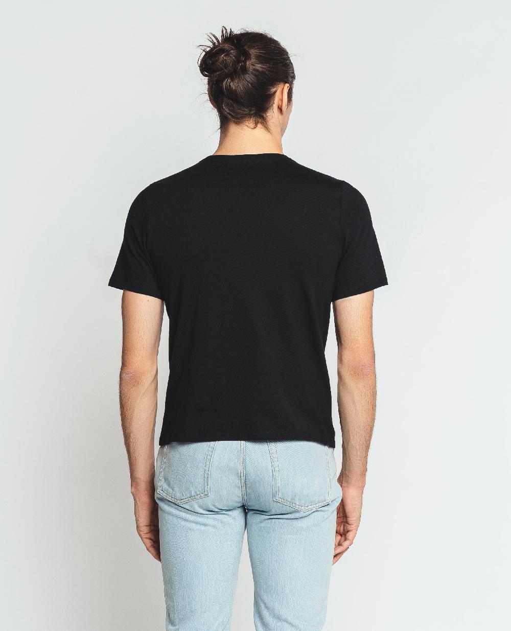 Louisa Bracq Black Basic Range - T-shirt Col V