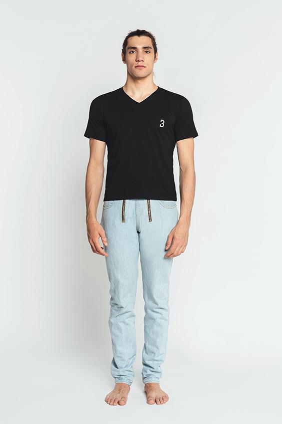 louisa bracq Black Basic Range - T-shirt col V