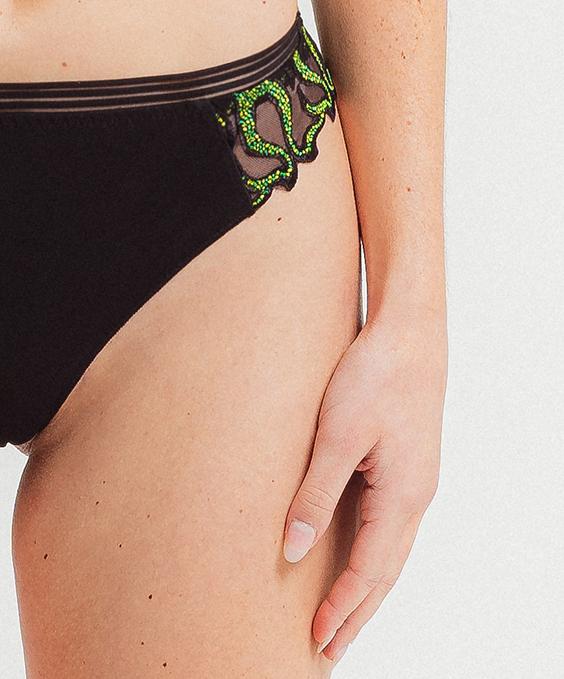 Louisa Bracq Burning Love - Tanga