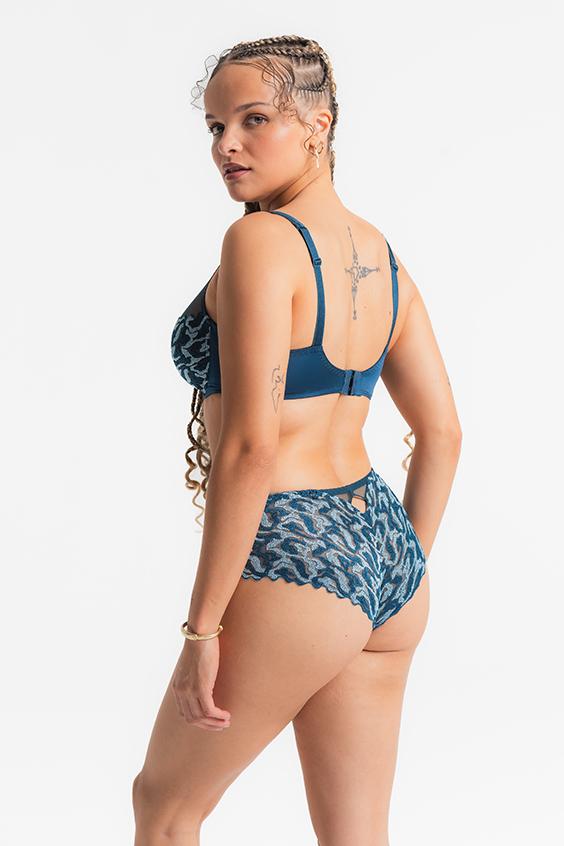 Louisa Bracq ELECTRIC WAVES - Shorty