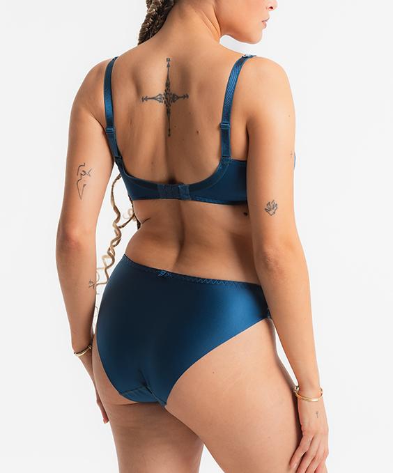 Louisa Bracq ELECTRIC WAVES - Slip