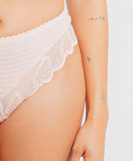 Louisa Bracq ÉLISE - Shorty Brésilien