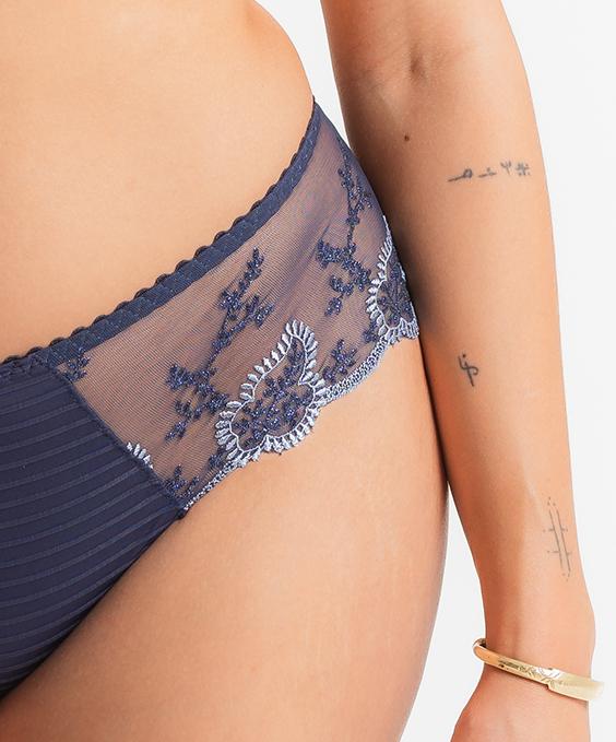 Louisa Bracq ÉLISE - Shorty