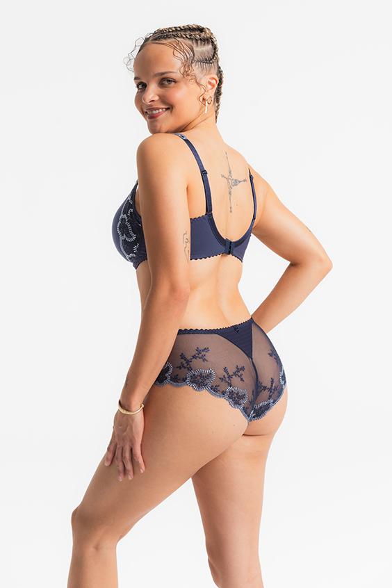 louisa bracq ÉLISE - Shorty