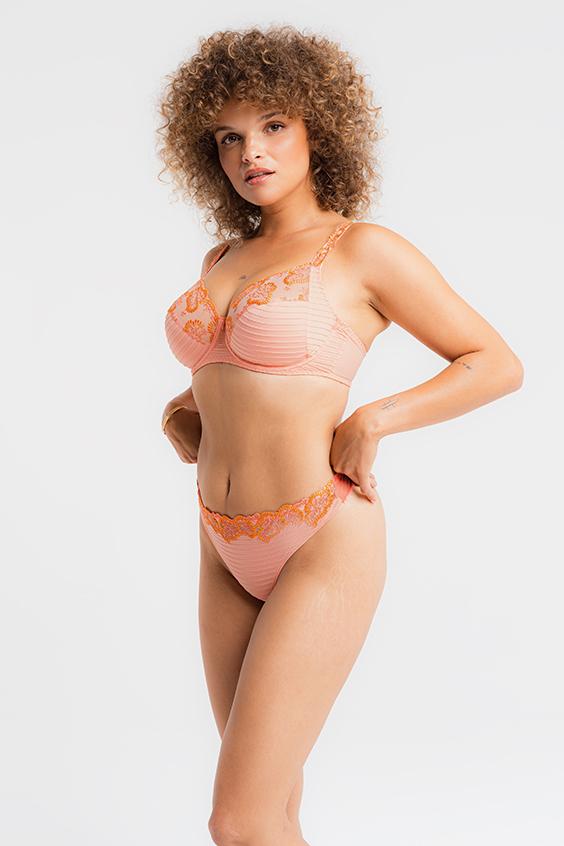 Louisa Bracq ÉLISE - String