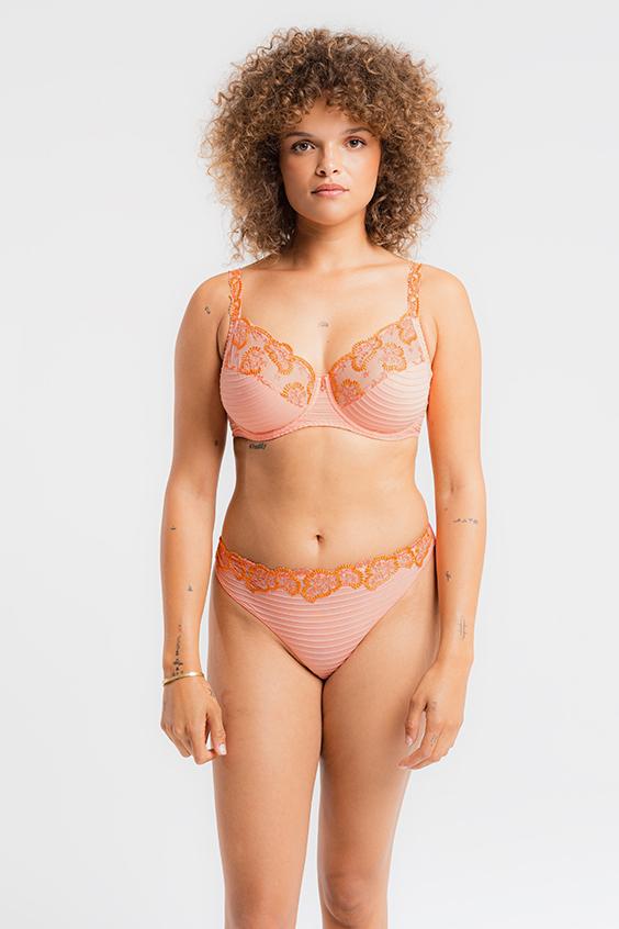 louisa bracq ÉLISE - String