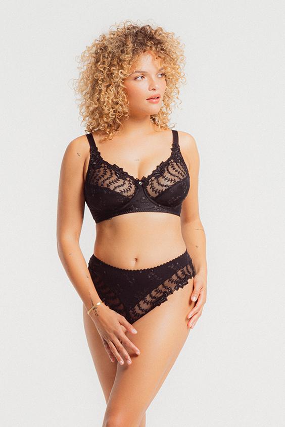 Louisa Bracq LYS ROYAL - Shorty Brésilien