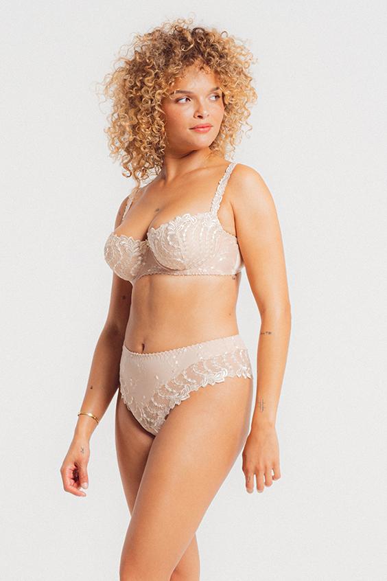 Louisa Bracq LYS ROYAL - Shorty Brésilien