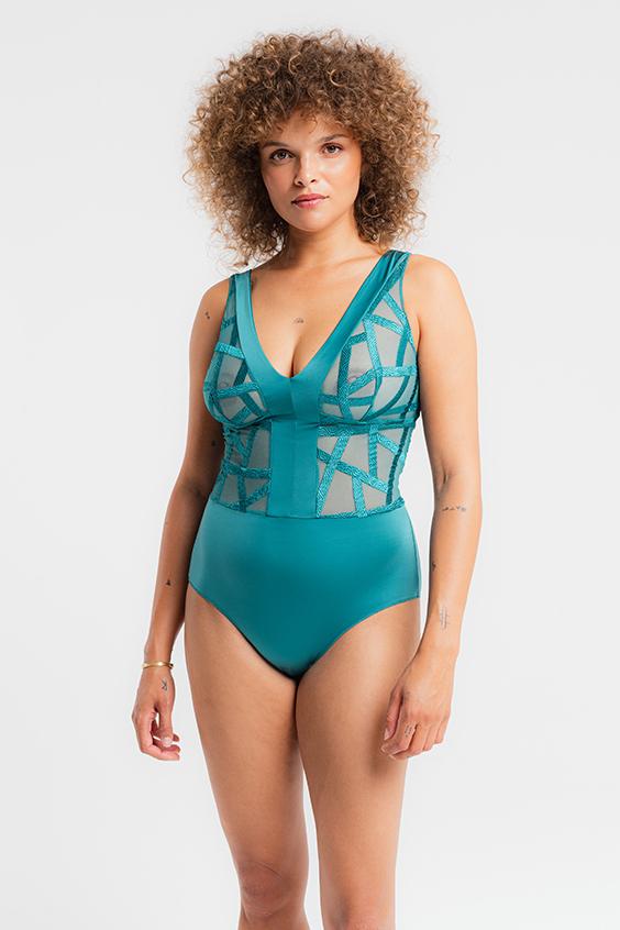 louisa bracq SÉRIE - Body