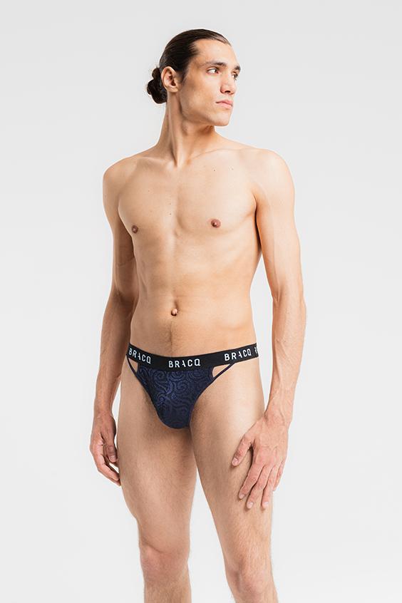 louisa bracq Tribal - String